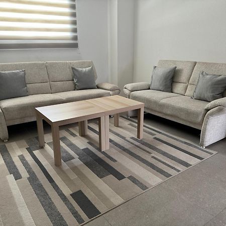 Appartement Bes,, F2 Renove Confort Avec Entree Independante Wittenheim Exterior foto