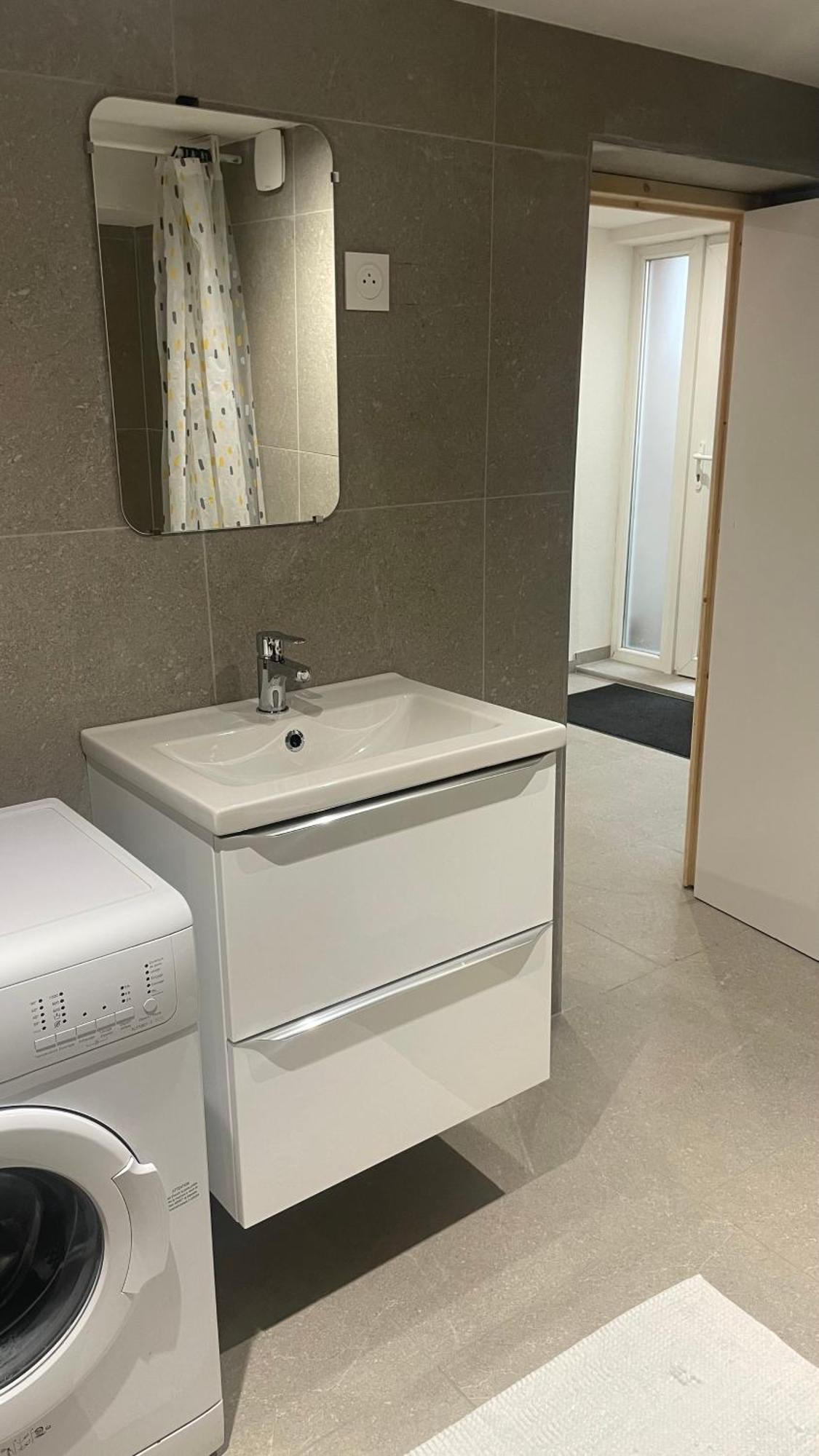 Appartement Bes,, F2 Renove Confort Avec Entree Independante Wittenheim Exterior foto